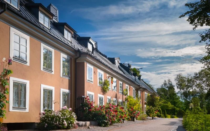 9. Rorinfodring av stammar i bostadsrattsforening